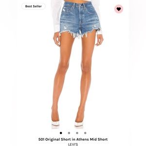 Revolve | Levi’s 501 Original Short - Athen’s Mid Short - Size: 26